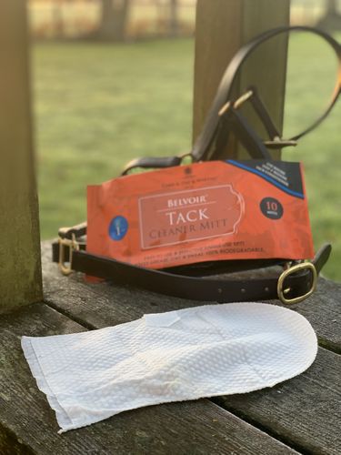 Belvoir Tack Cleaning Mitt
