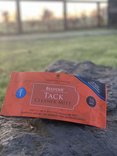 Belvoir Tack Cleaning Mitt